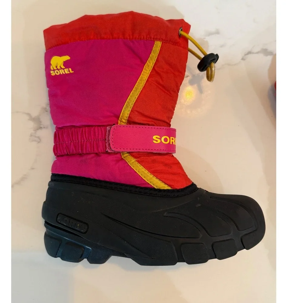 Sorel Kids Flurry Snow Boots Pink Red Waterproof Winter Size 13 Insulated Youth